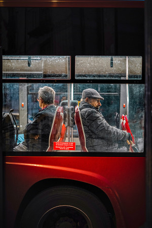 L'importanza dei trasporti pubblici per i nonni d' Italia